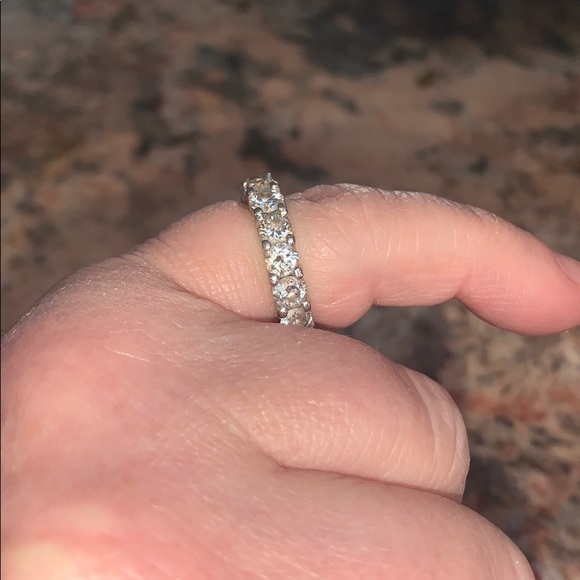 Eternity diamond ring size 5 - Picture 4 of 6